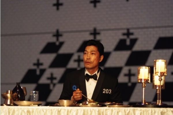 최귀화, '오징어 게임' 시즌3에서 막강 빌런 활약! 생존 본능에 충실한 ‘순수 폭력캐’ 203번 김기민 役 기사 이미지